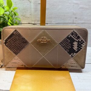 Coach Madison Patchwork Beige and Black Diamond Pattern Wallet